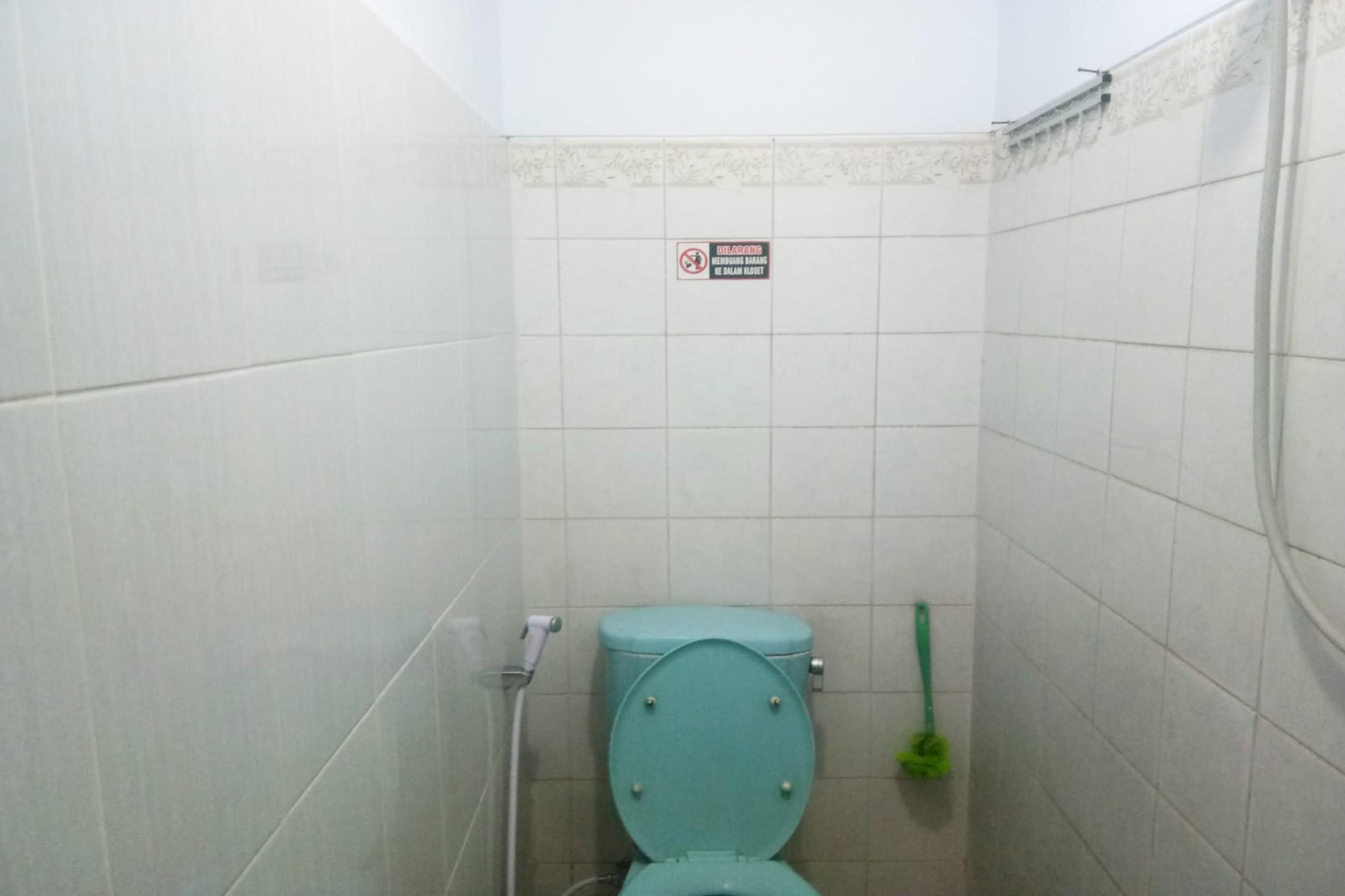 Oyo 2240 Simpang Tujuh Residence Kudus Exteriör bild