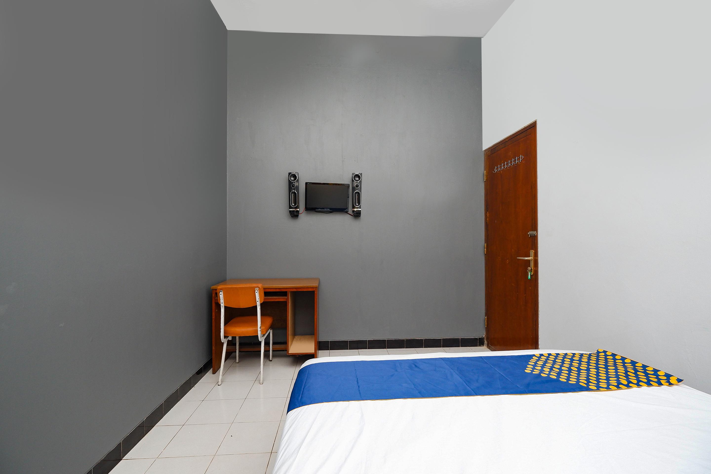 Oyo 2240 Simpang Tujuh Residence Kudus Exteriör bild