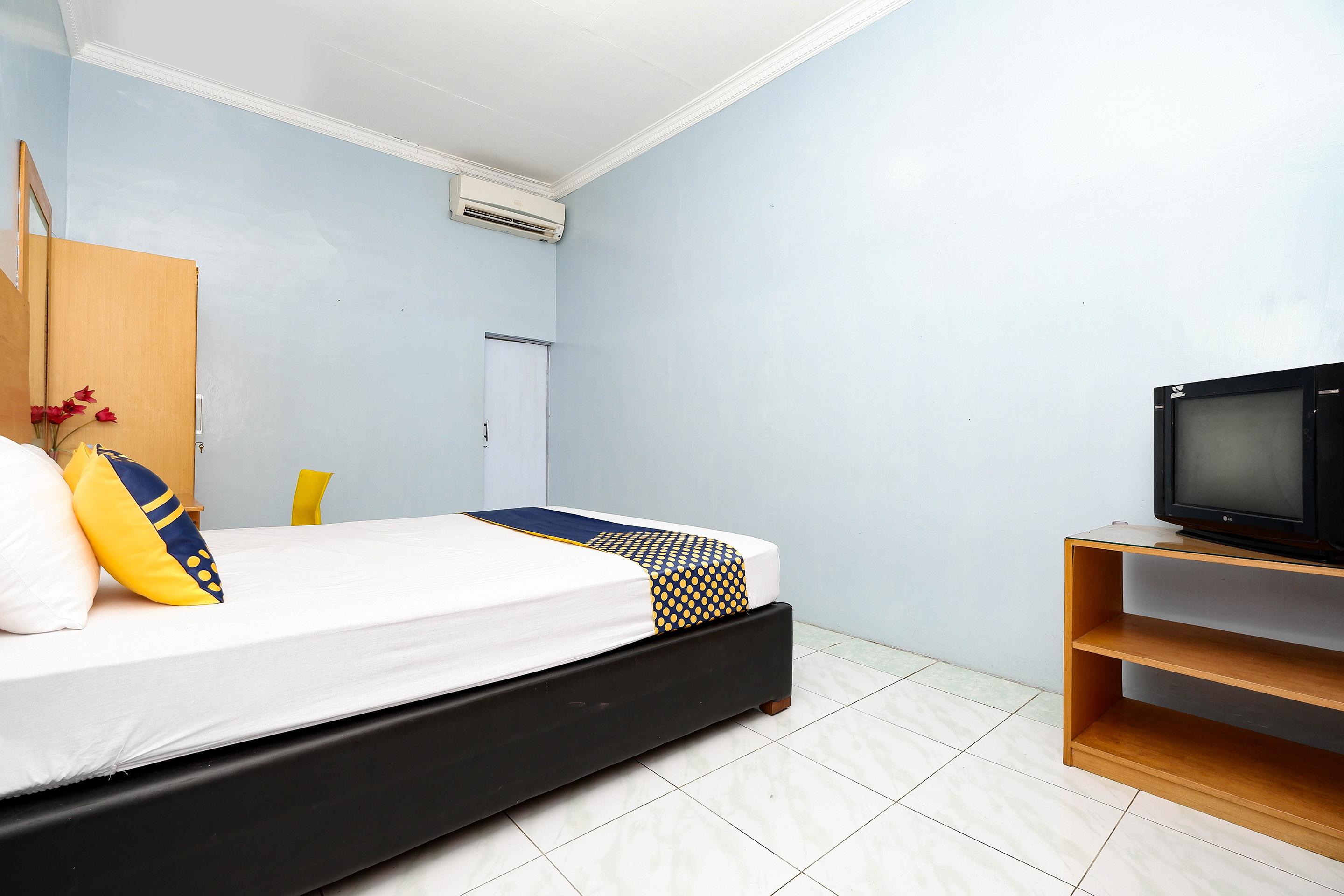 Oyo 2240 Simpang Tujuh Residence Kudus Exteriör bild