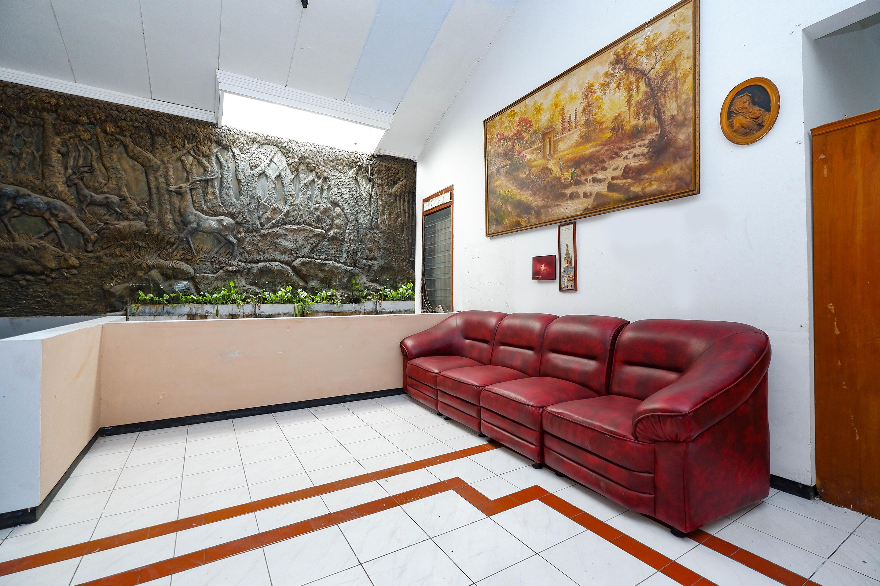 Oyo 2240 Simpang Tujuh Residence Kudus Exteriör bild